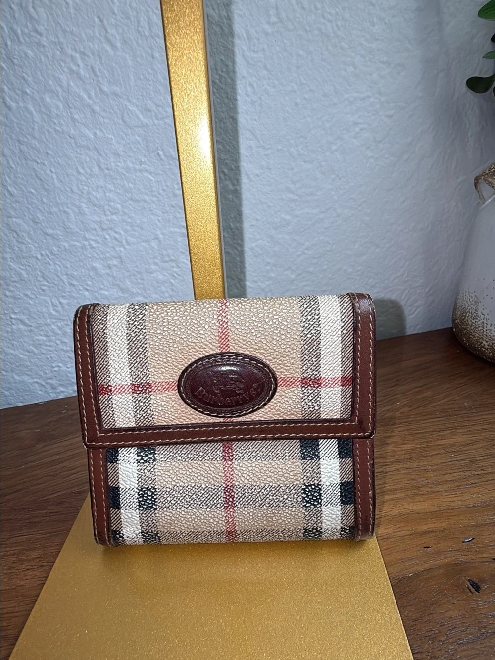 Burberrys vintage Nova check canvas wallet Authentication included